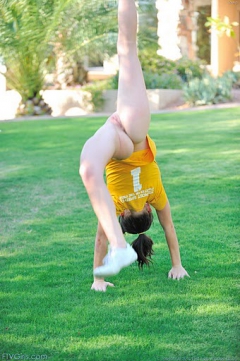 Les Femmes Flexible III - N