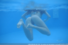 Underwater Nimph III - N