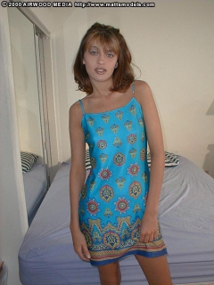 Gorgeous Skinny Tweaker Masturbates - N
