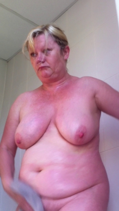 fat wife - N