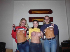 Public Boobs 9 - N