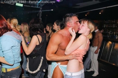 Hetero Kiss 2 - N