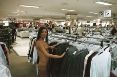 Pussy Shopping 10 - N