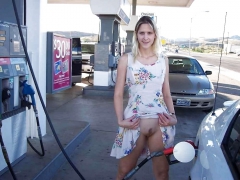Pussy Shopping 11 - N