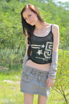 Naked teen charmer - N