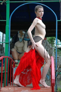 Teen in Red - N