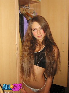 Long haired girlfriend striptease - N