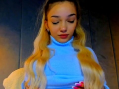 Blonde teen with huge breast masturbating on webcam