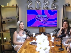 Big-pussy blonde opens up and reveals sexual goals