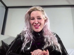 slutty-latex-babes-licking-and-masturbating