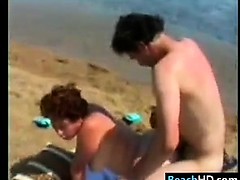 sex-party-at-the-beach