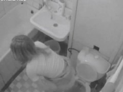 While fucking himself within the toilet a woman moans extre