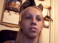 preggo-blonde-wiht-big-areols