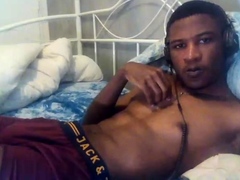 solo-black-gay-masturbation-jerk-off