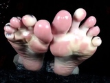 Violet Doll – Baby Oil Feet