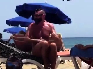 Str8 spy daddy bear at the beach