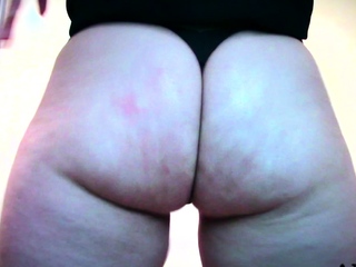 Fetish plumper in lingerie shaking her big ass in pov scene