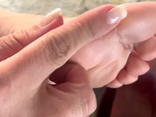 Close up foot fetish on cam