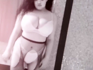 Big boobs milf masturbates with her dildo