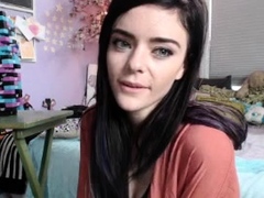 Small Titted Babe Gives Awesome Blowjob