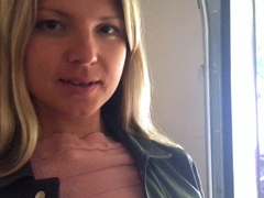 cute-amateur-blonde-teen-nishe-pussy-fucked-in-the-car