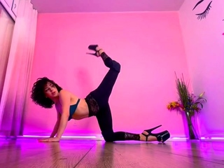 cute Sweating white Mama Fiona Nude Patreon